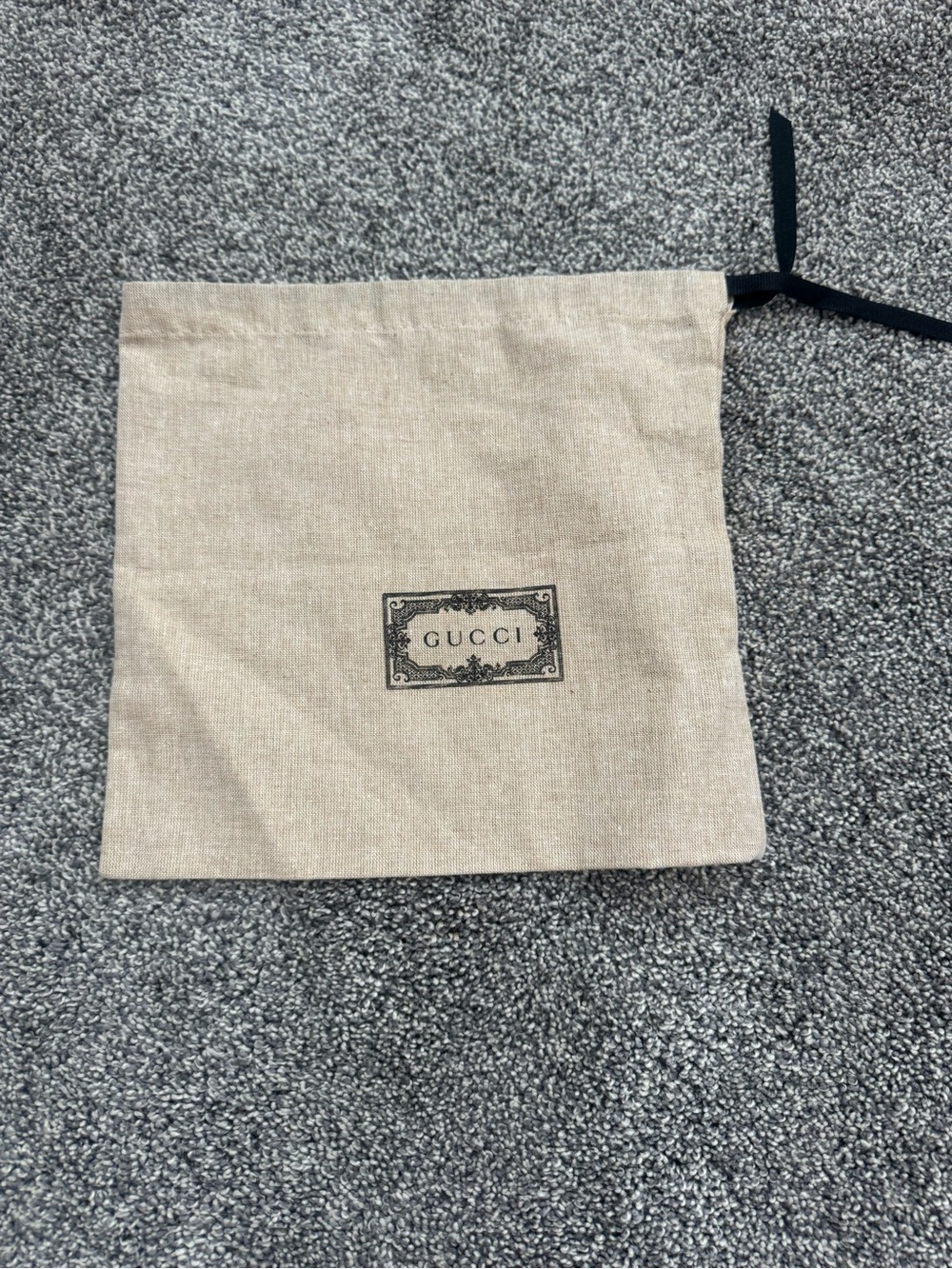 Authentic New Small Gucci Beige Canvas Dust Bag with Logo